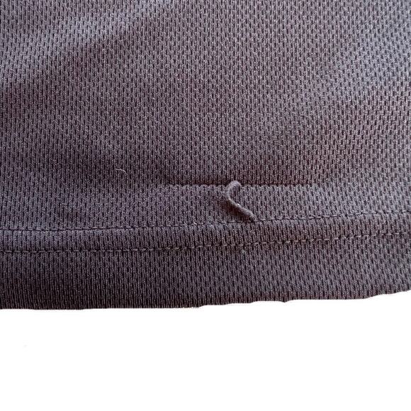 Black and Gold Iowa Hawkeyes Golf Polo Small - Picture 4 of 6